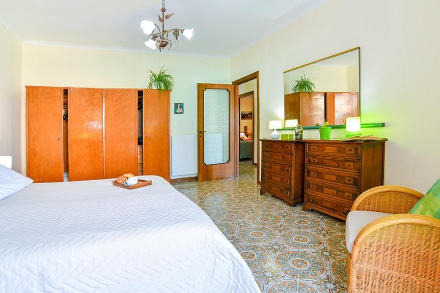 Villa Li Campi ماسّا لوبْرينسِ المظهر الخارجي الصورة
